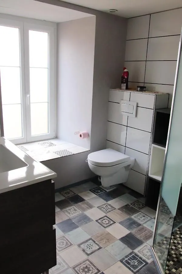 Maison Charmante Pres De Sains Avec Spa Et Jardin Clos 0*,